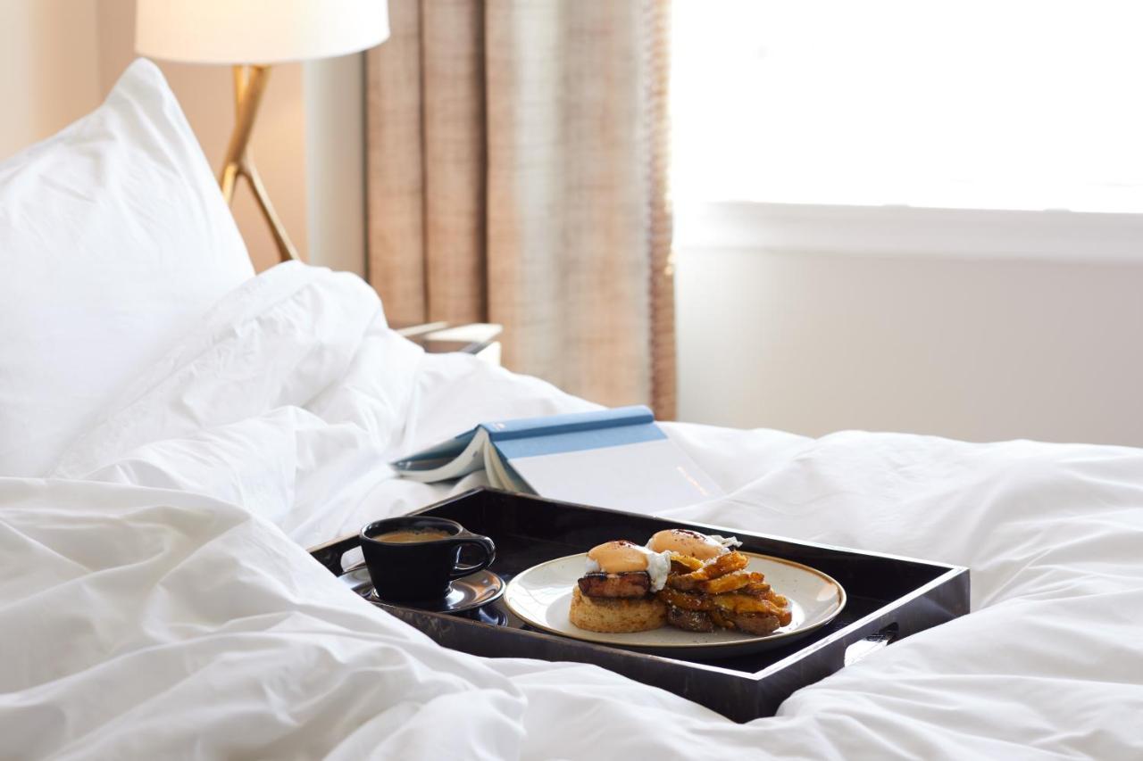 ザ プラザ ホテル パイオニア パーク エル・パソ エクステリア 写真 Room service